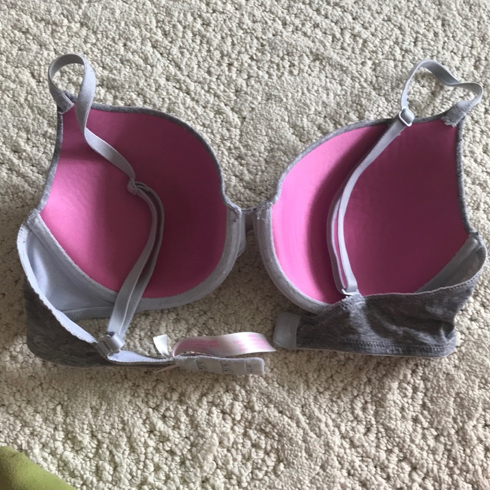 Bra - Picture 2 of 3